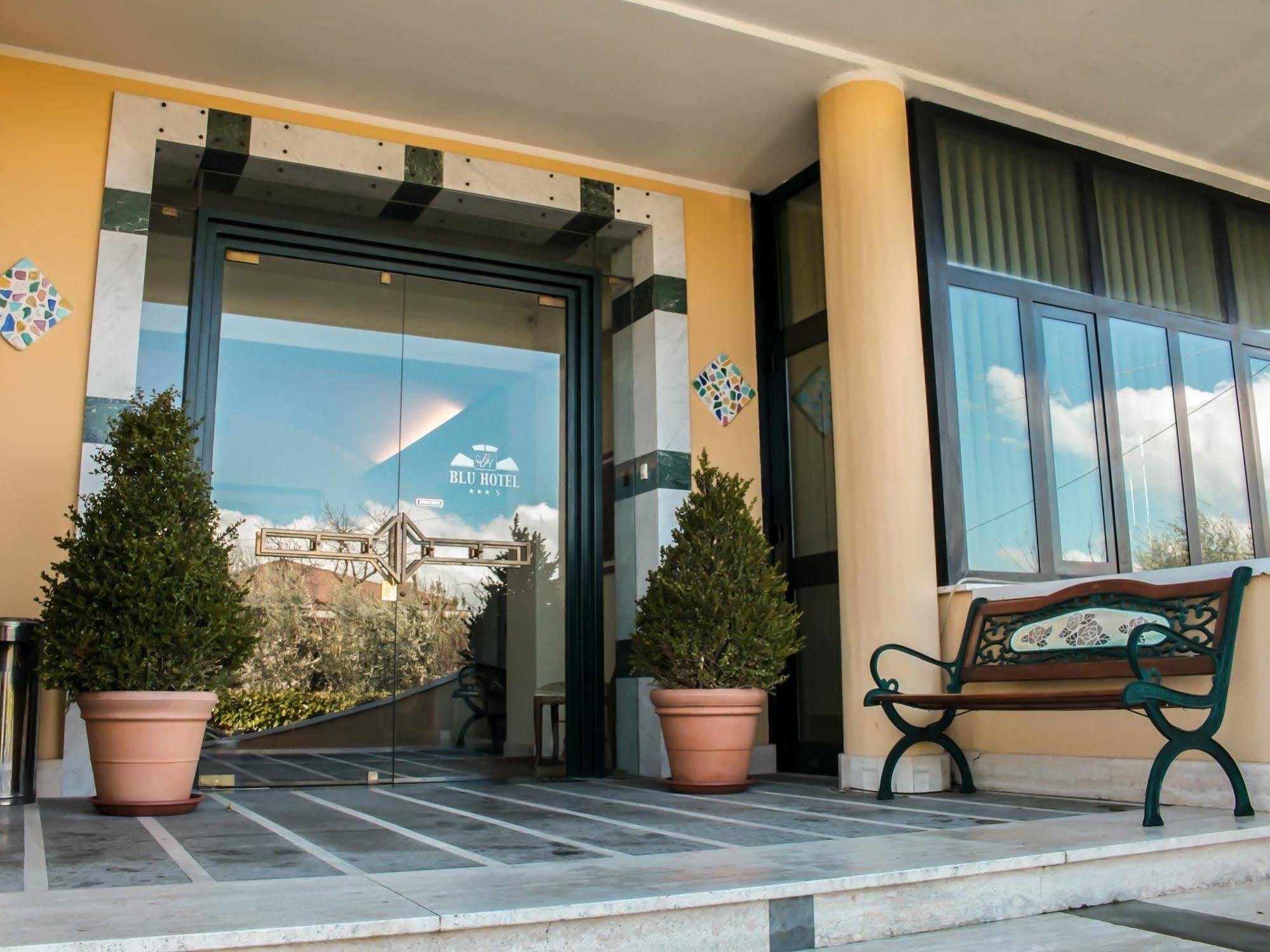 Blu Hotel San Nicola Manfredi Exterior photo